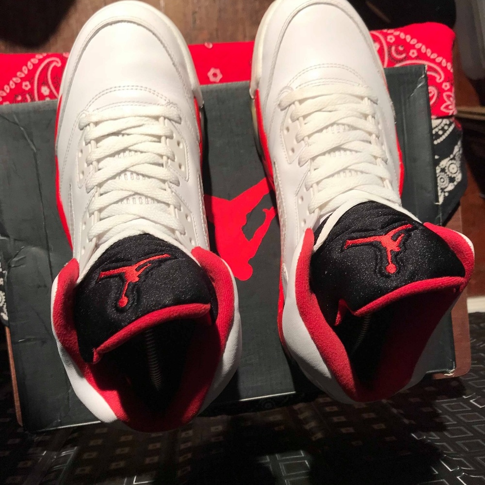 Jordan 5 Retro Fire Red